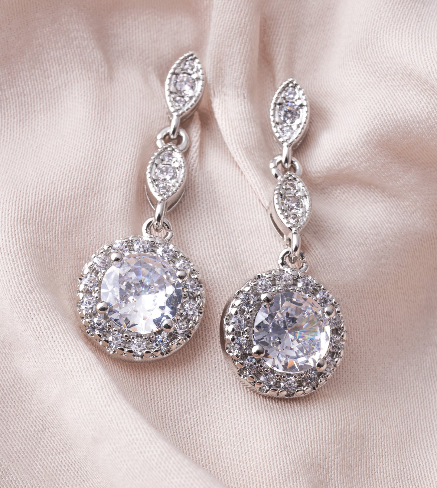 Simmulated diamond round earrings