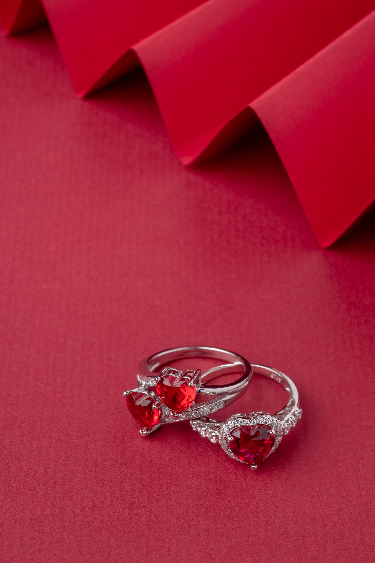 Echte hartvormige Ruby Ring