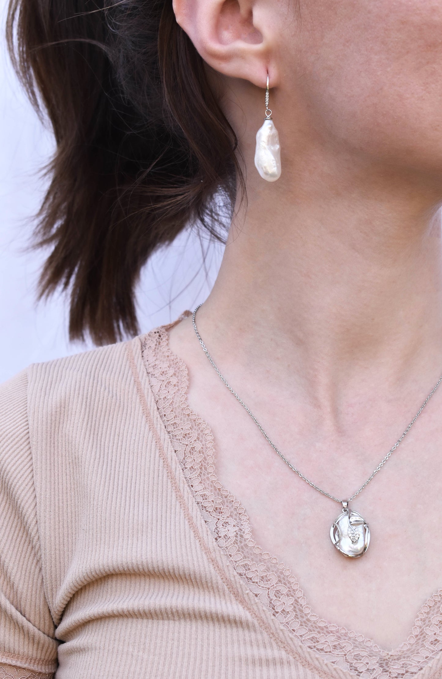 Real Mother-of-Pearls Necklace