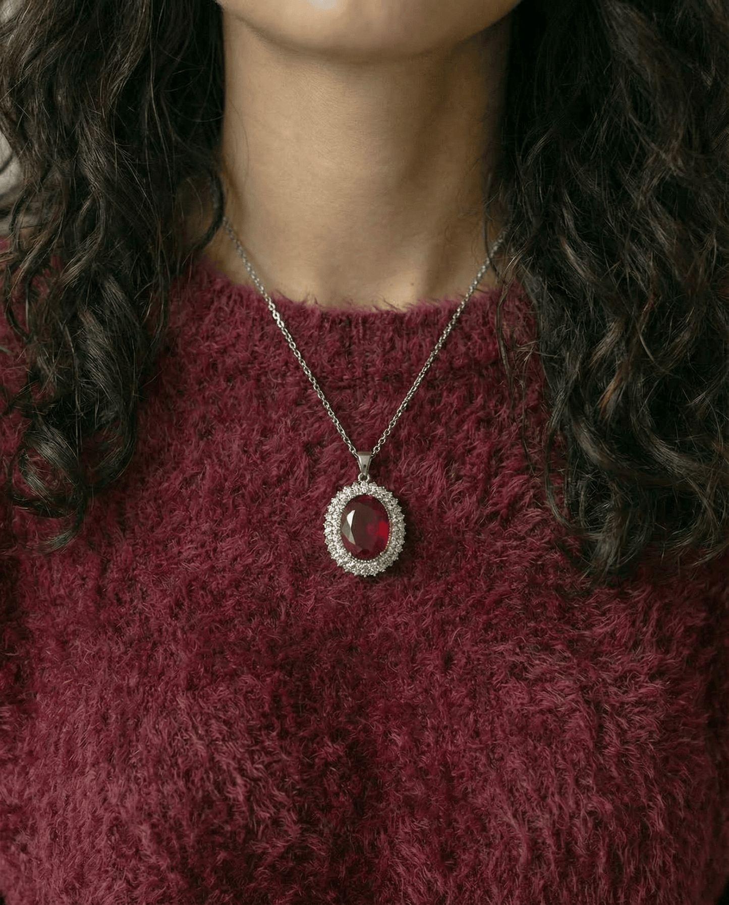 Echte grote granaat diamanten ketting