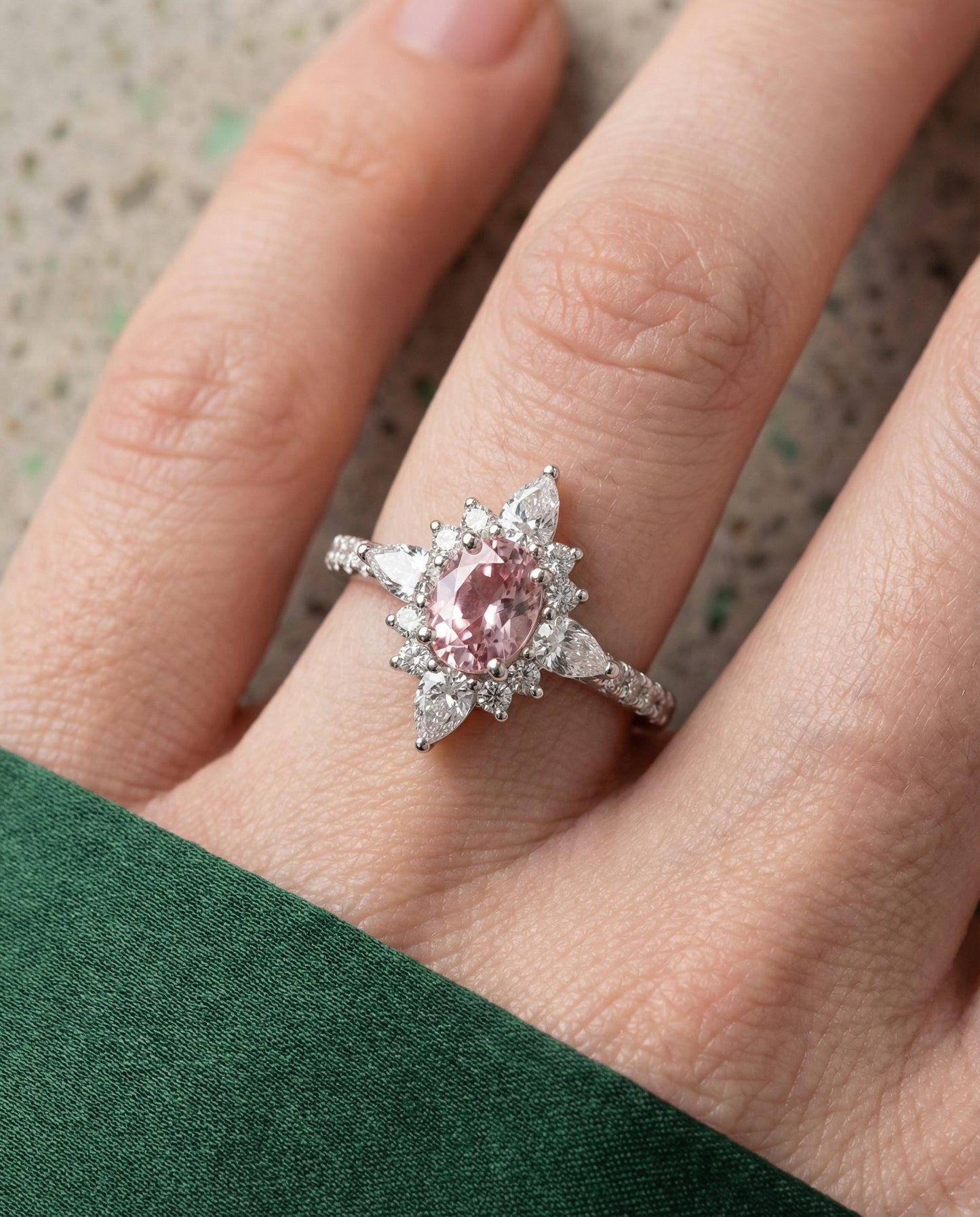Roze gemaakt Morganite diamanten ring