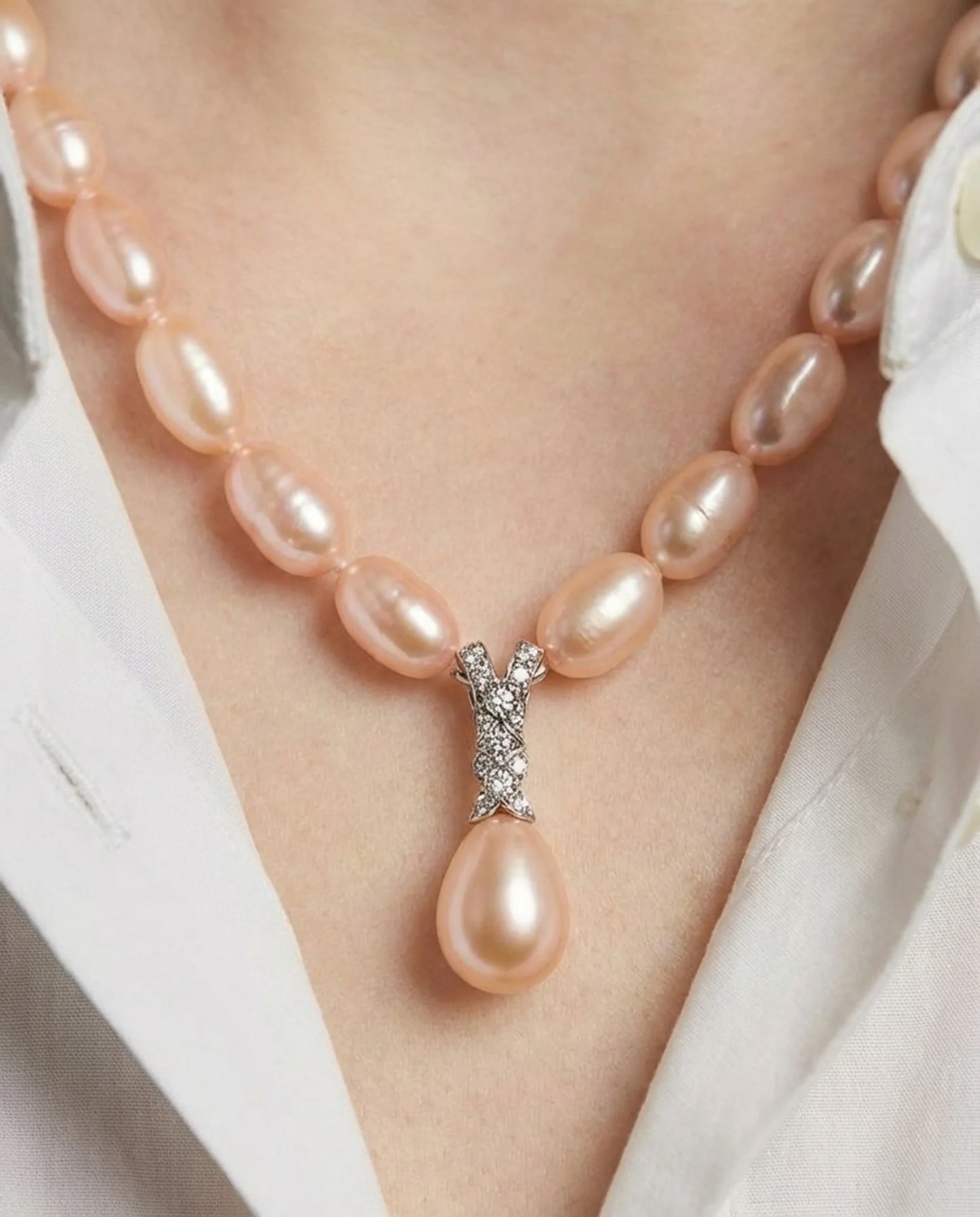 Roze parelketting met hanger
