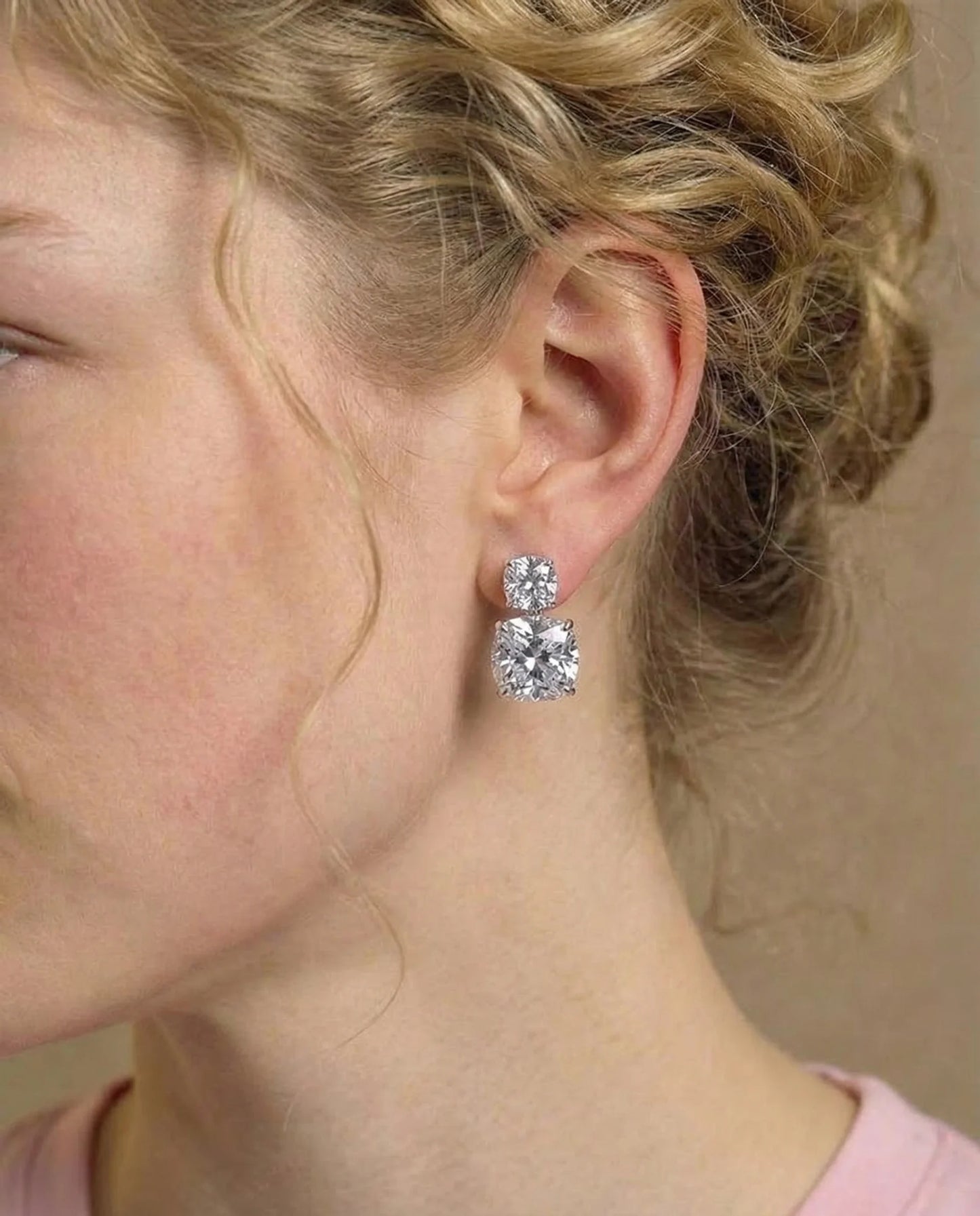 Vierkant geslepen gesimuleerde diamanten oorbellen