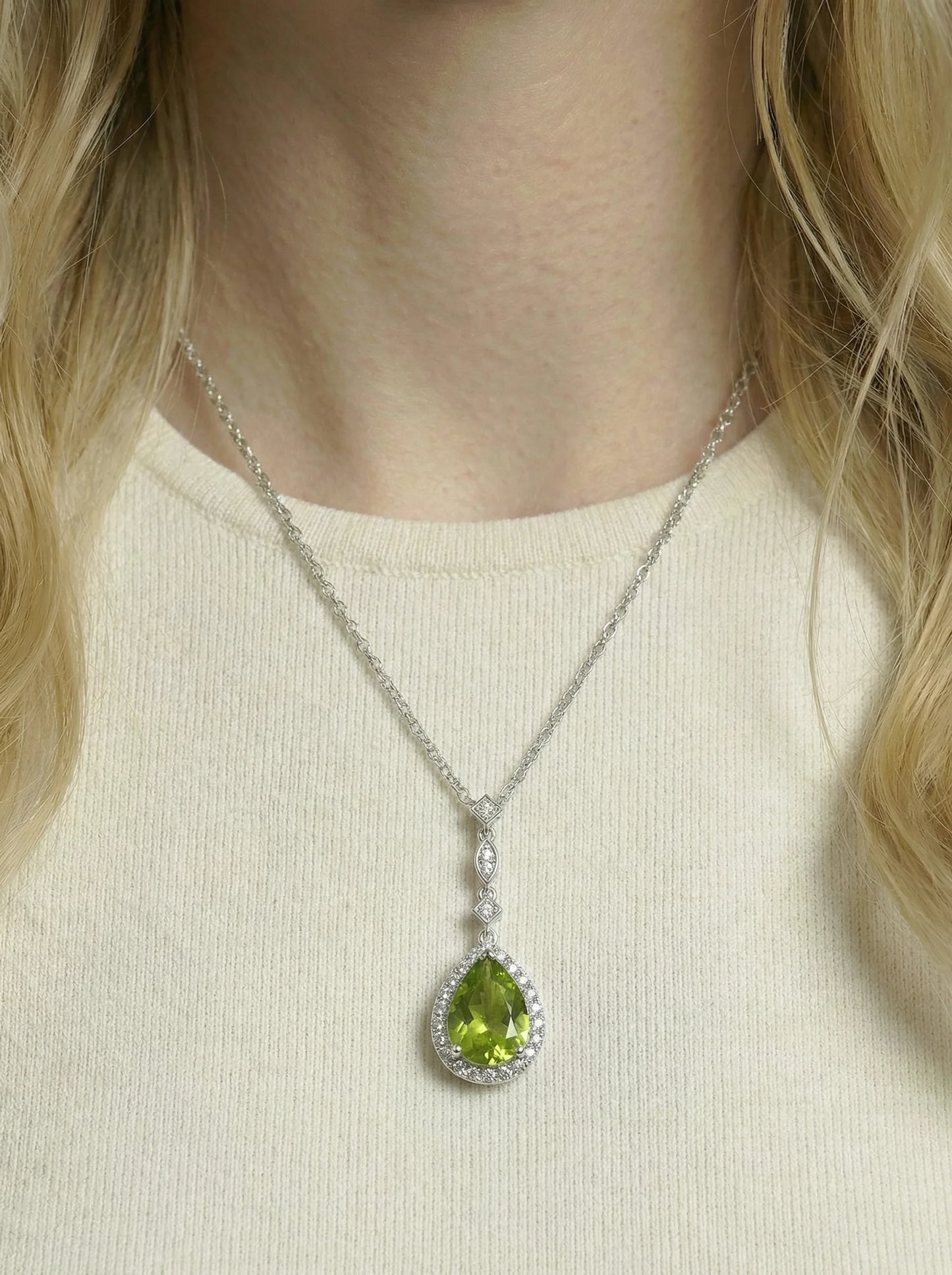 Natuurlijke ovale peridoot ketting