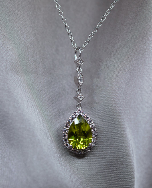 Natural oval Peridot Necklace