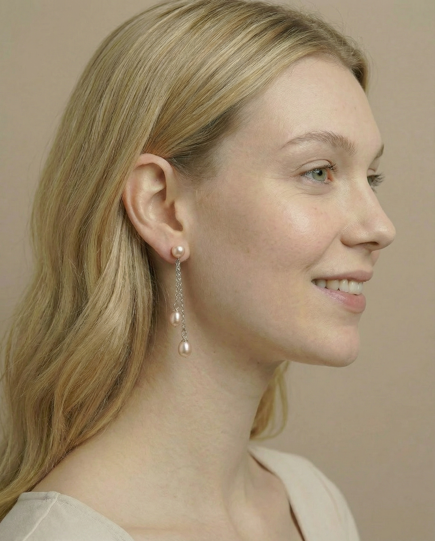 Peach Pearl trilogie oorbellen