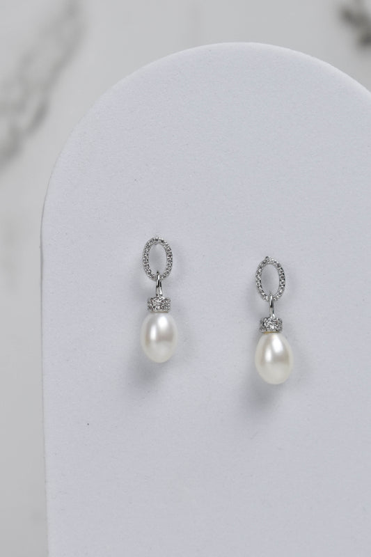 White Ivory Pearl elegant Earrings