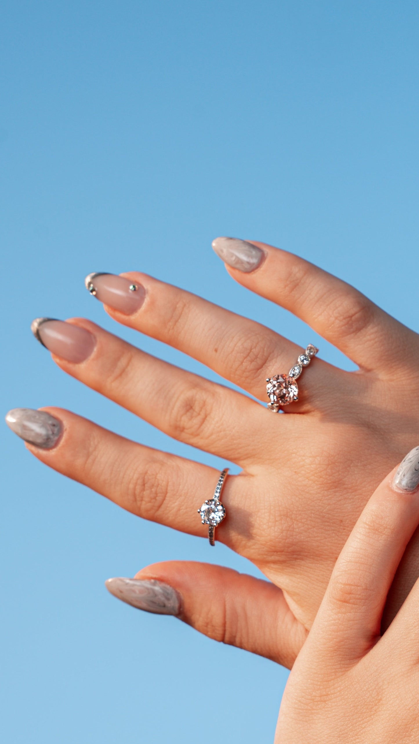 Gesimuleerde diamanten verlovingsring