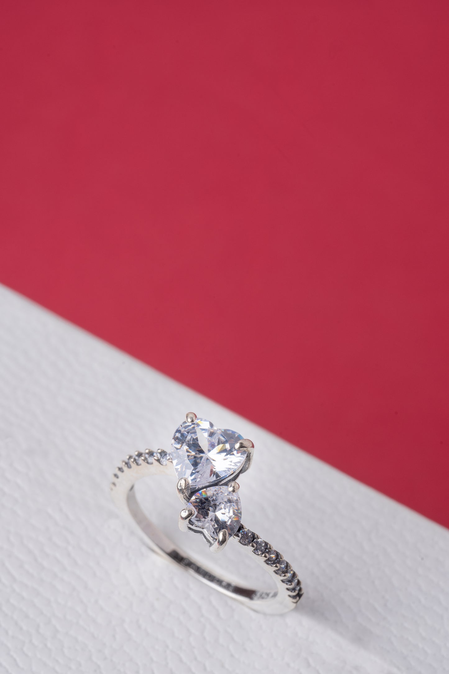 Twee hart stenen ring