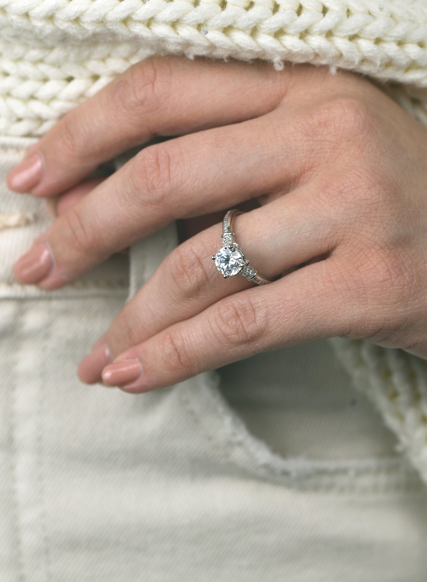 Simulated Diamond round cut ring