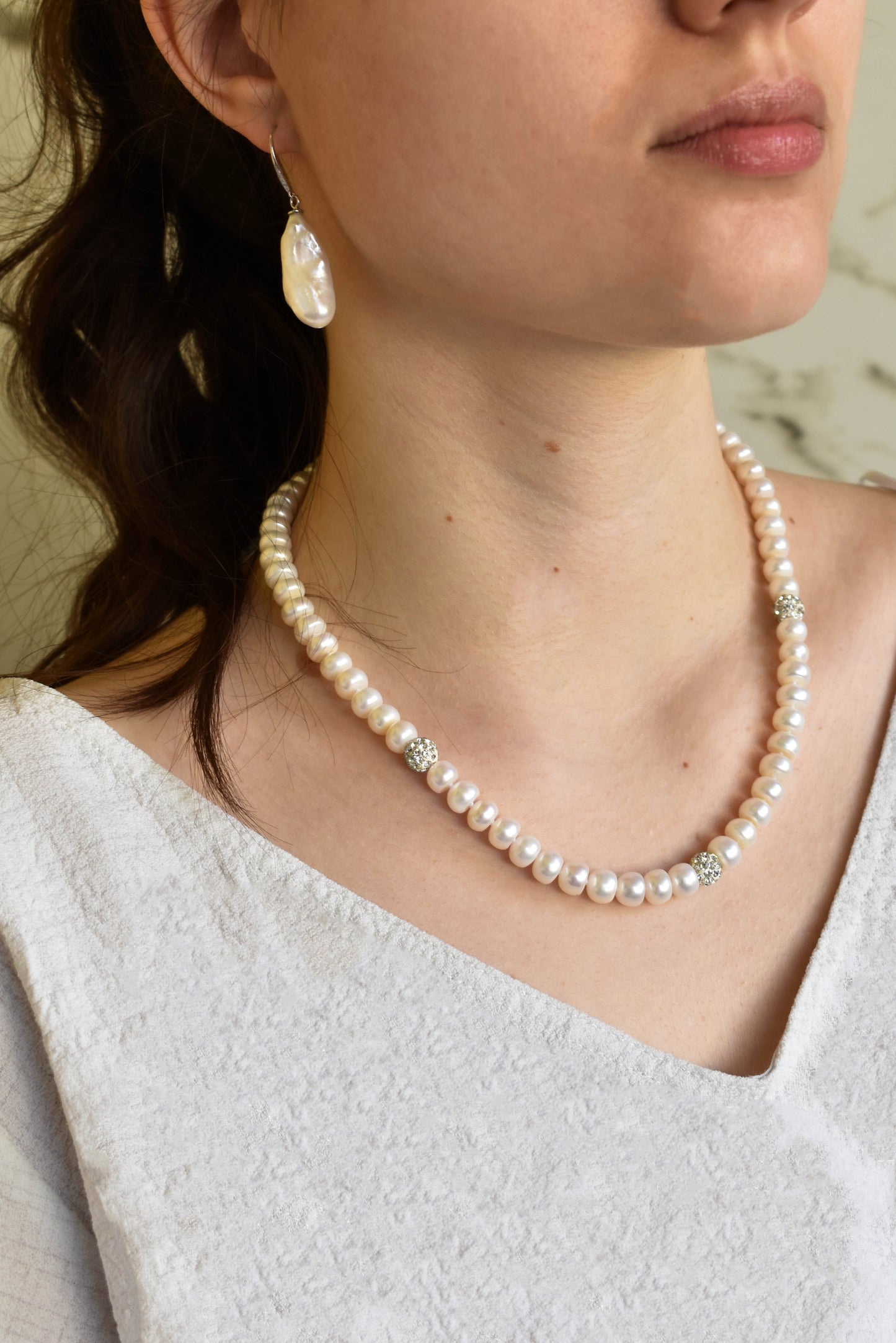 Real White Pearl and zircon Necklace