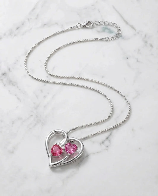 Roze robijnrode hartketting gemaakt 