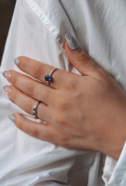 Blue Sapphire solitaire ring