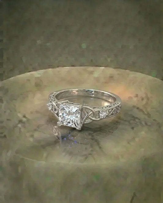 Gesimuleerde diamanten elegante ring