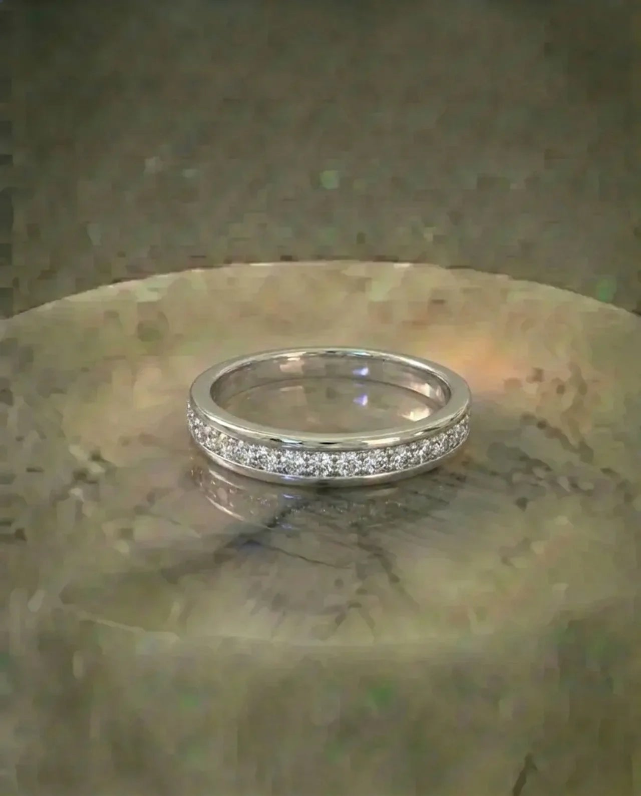 Gesimuleerde diamanten bandring