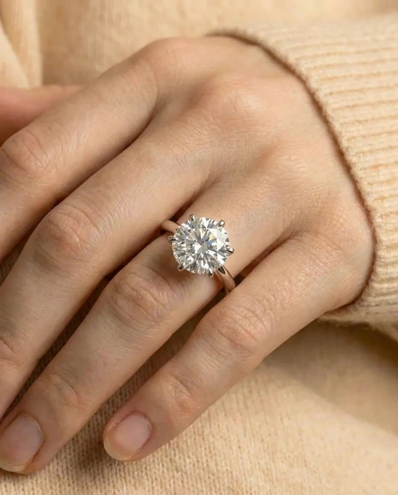 Solitaire gesimuleerde diamanten ring