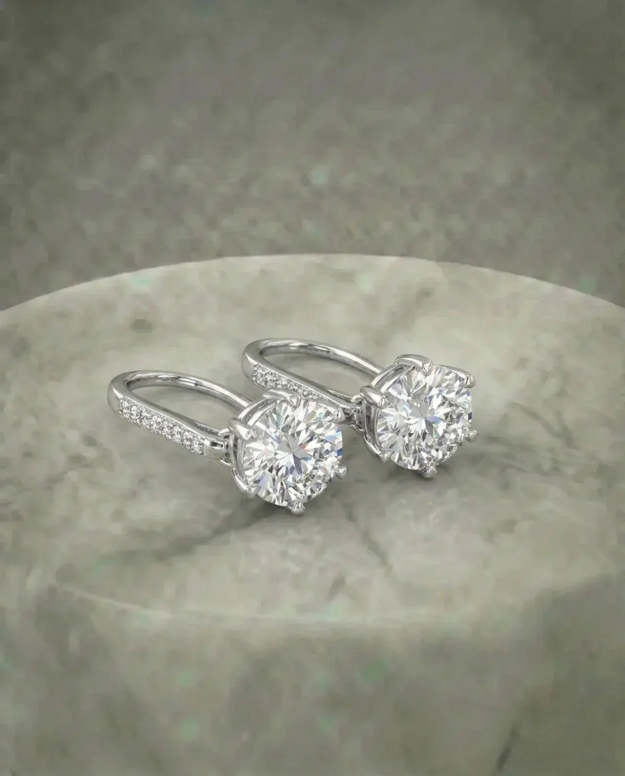 Gesimuleerde diamanten Halo-oorbellen