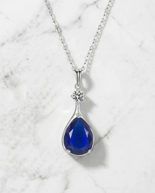 Peervormige saffier ketting