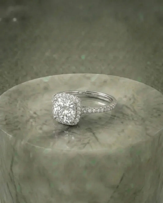 Gesimuleerde diamanten kussenring