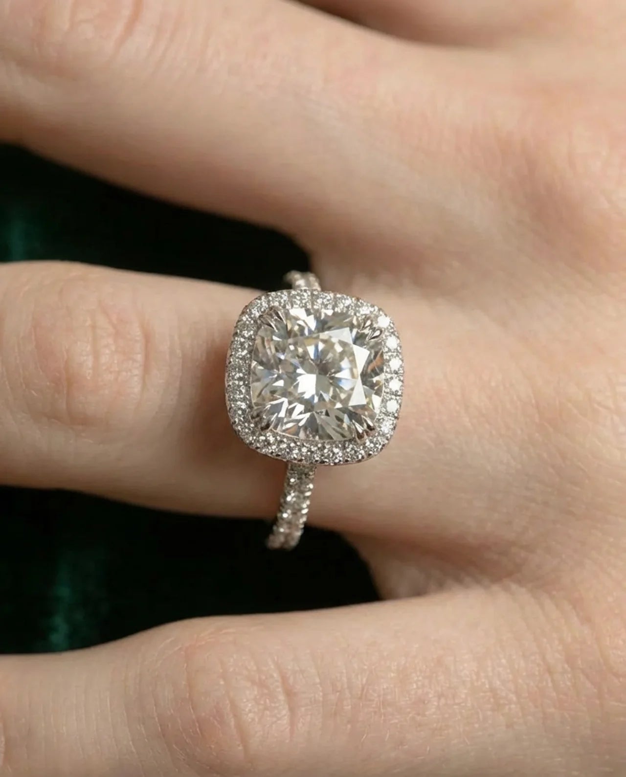 Halo-ring met prinses geslepen diamant