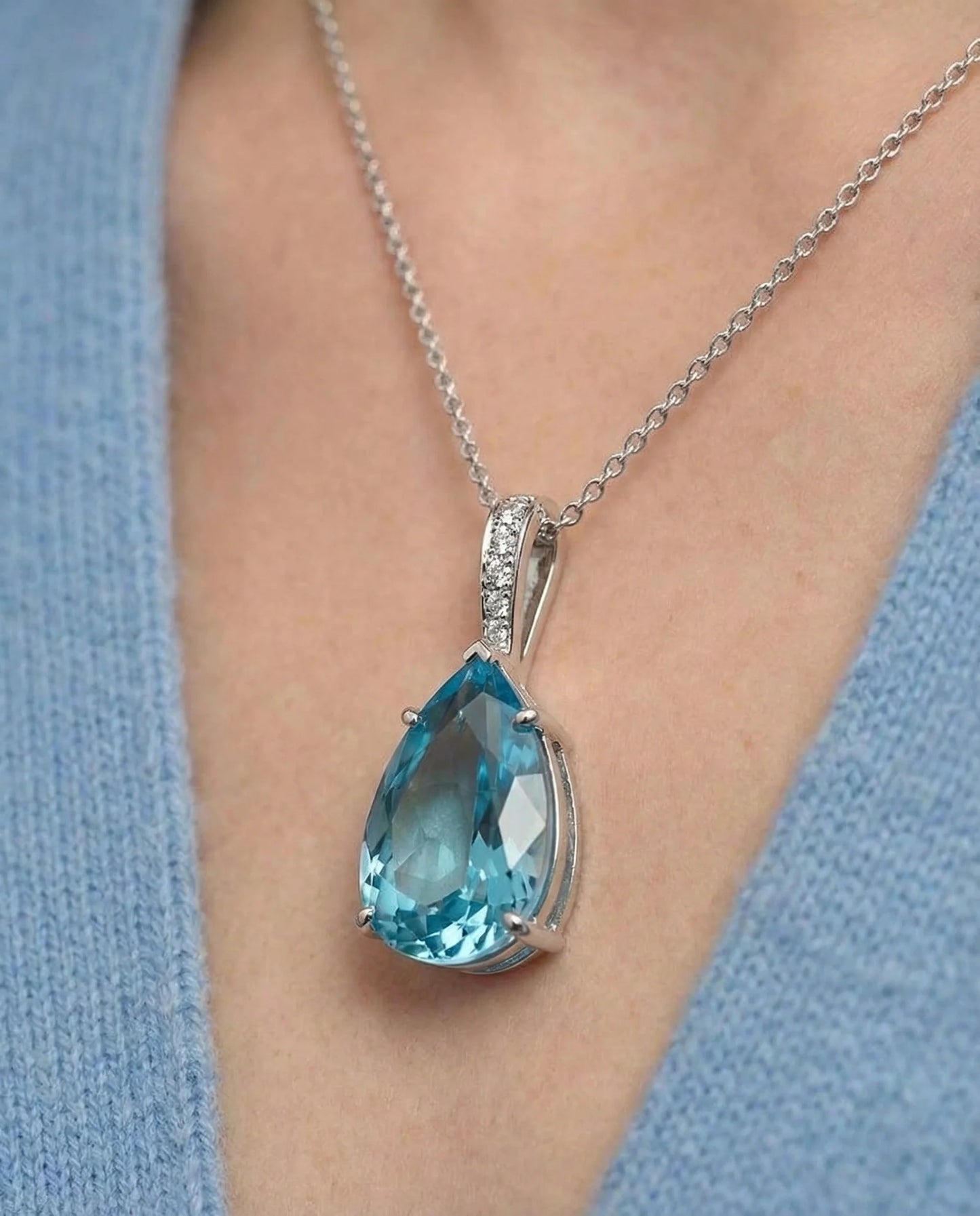 Natuurlijke Topaas ovale diamanten halsketting