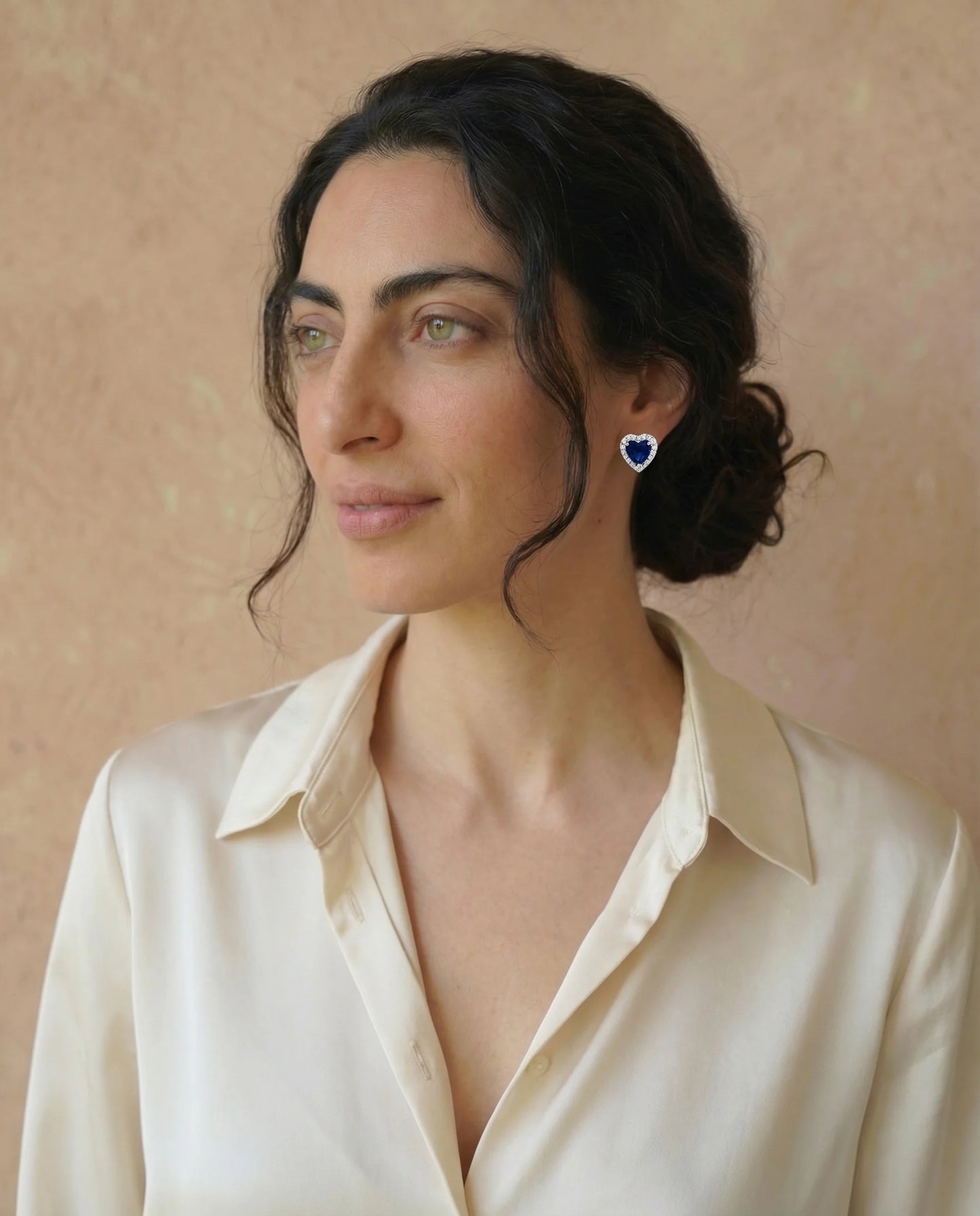 Saffier hartvormige studs